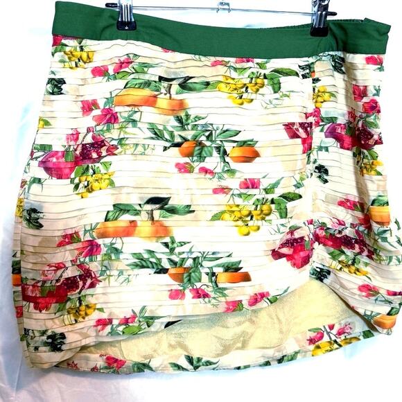 Rococo Sand x Fashion Pass Mini Skirt in Fruit and Floral Size Large Ruched - Picture 5 of 10